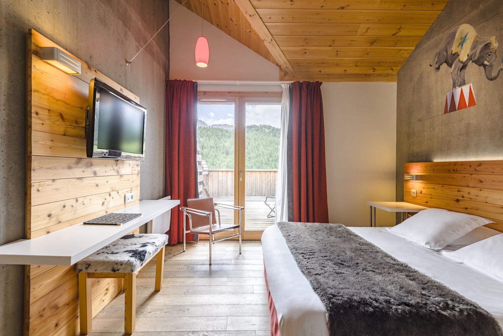 Anova Hotel & Spa Montgenèvre Zewnętrze zdjęcie