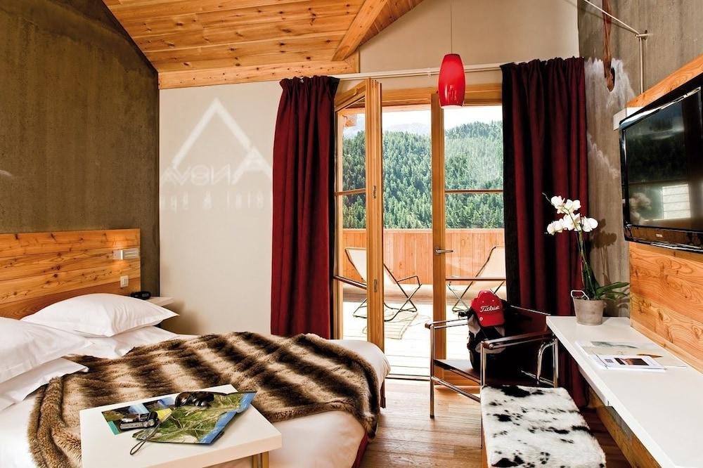 Anova Hotel & Spa Montgenèvre Zewnętrze zdjęcie